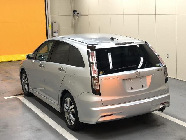 HONDA STREAM 2012