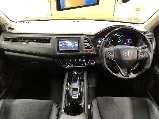 HONDA VEZEL 2013