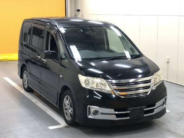 NISSAN SERENA 2011