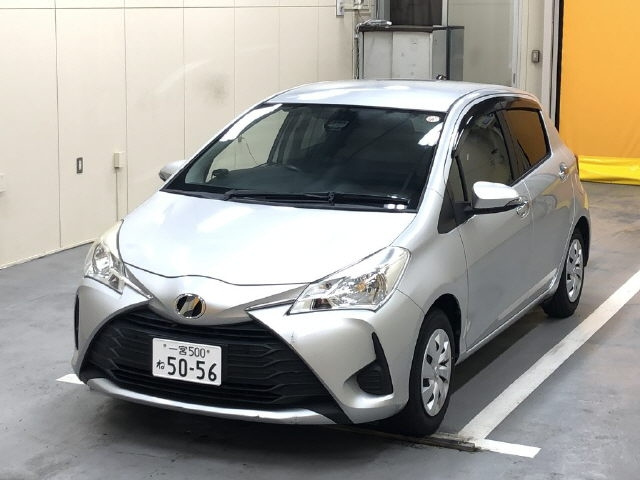 TOYOTA VITZ 2018