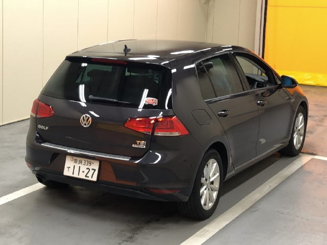 VOLKSWAGEN GOLF 2015