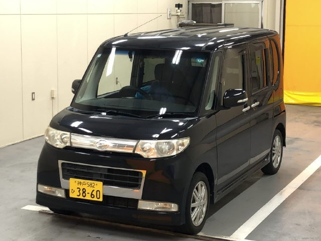 DAIHATSU TANTO 2010