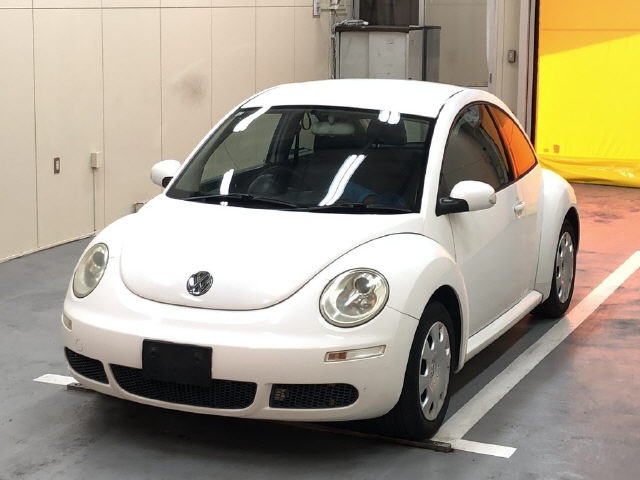 VOLKSWAGEN NEW BEETLE 2009