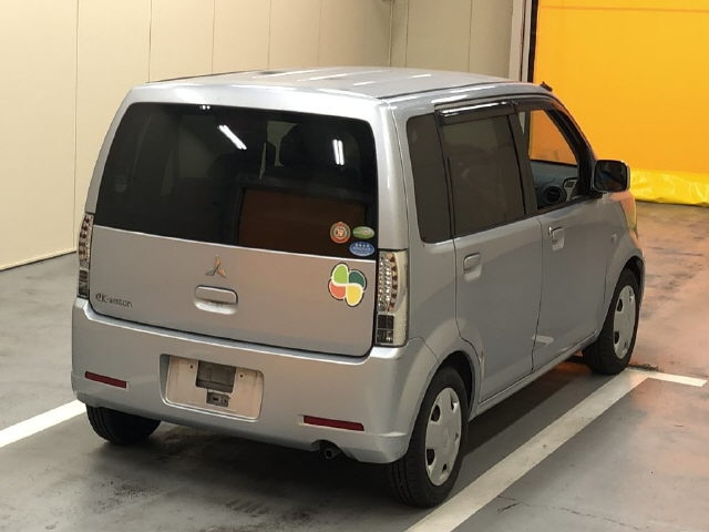 MITSUBISHI EK WAGON 2010