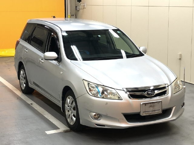 SUBARU EXIGA 2010