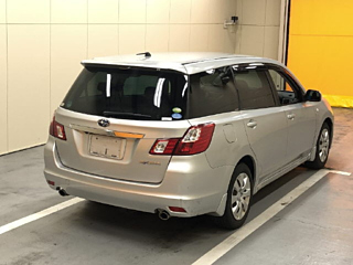 SUBARU EXIGA 2010