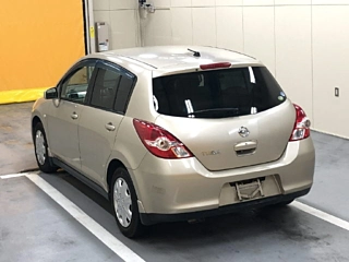 NISSAN TIIDA 2012