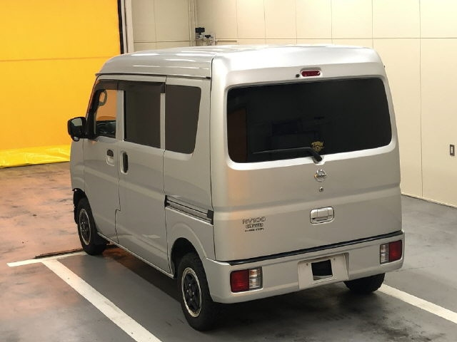 NISSAN CLIPPER VAN 2023