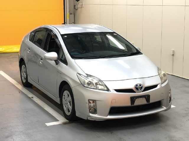 TOYOTA PRIUS 2010