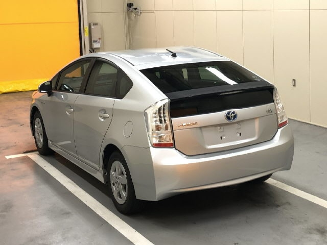 TOYOTA PRIUS 2010