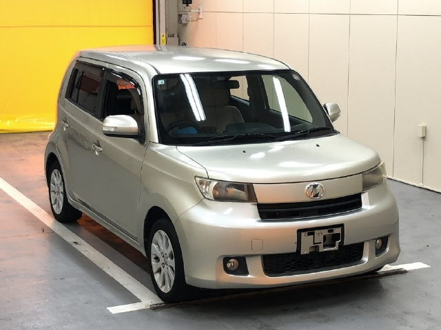 TOYOTA BB 2008