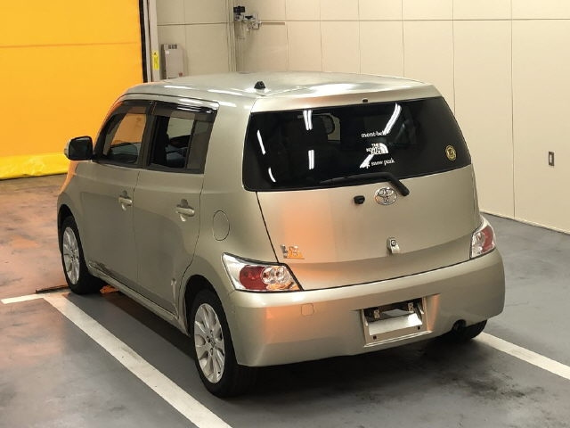 TOYOTA BB 2008