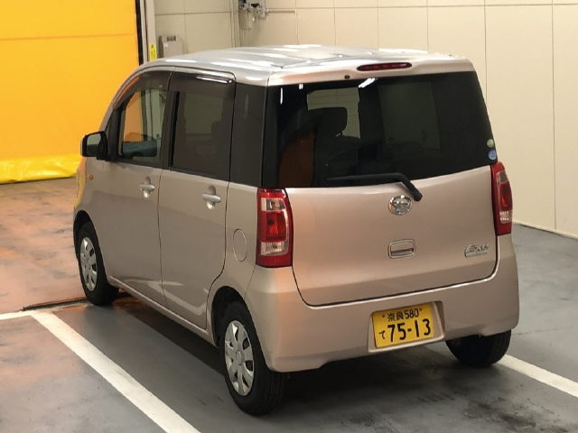 DAIHATSU TANTO EXE 2010