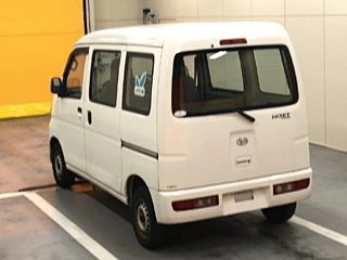 DAIHATSU HIJET VAN 2015