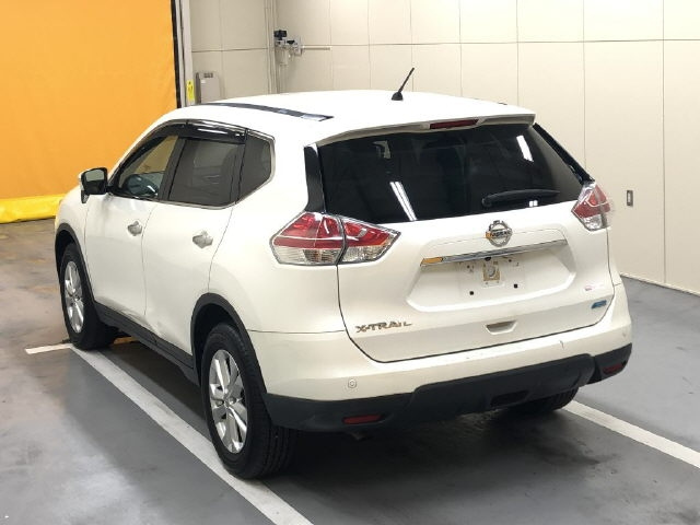 NISSAN X-TRAIL 2014