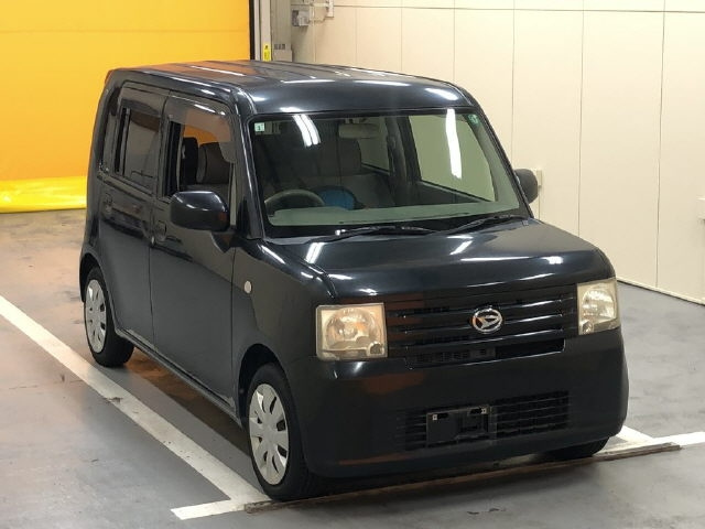 DAIHATSU MOVE CONTE 2011
