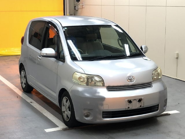 TOYOTA PORTE 2008