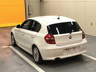 BMW 1 SERIES 2011