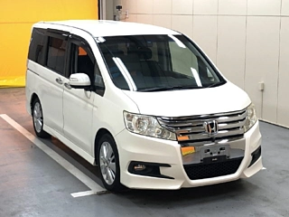 HONDA STEP WAGON 2011