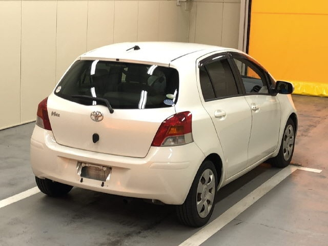 TOYOTA VITZ 2008
