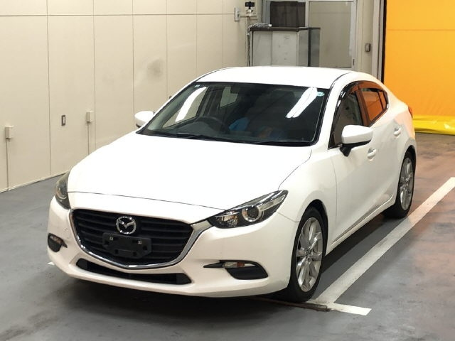 MAZDA AXELA 2017