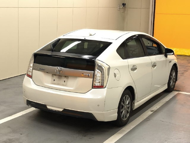 TOYOTA PRIUS PHV 2012
