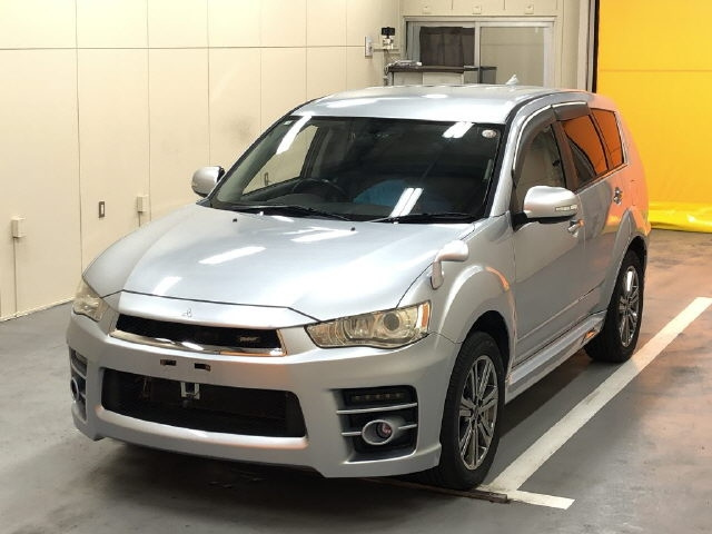 MITSUBISHI OUTLANDER 2010