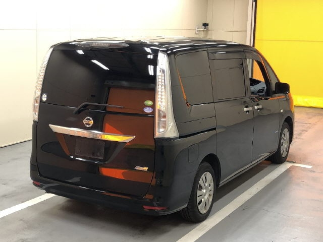 NISSAN SERENA 2012