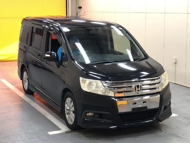 HONDA STEP WAGON 2010