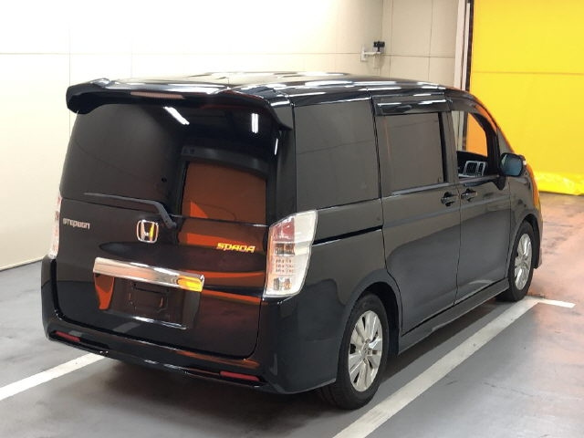 HONDA STEP WAGON 2010