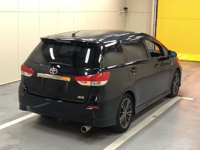 TOYOTA WISH 2012