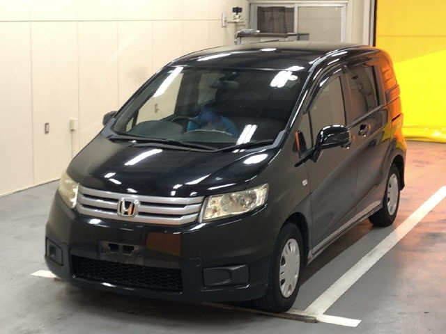 HONDA FREED 2010
