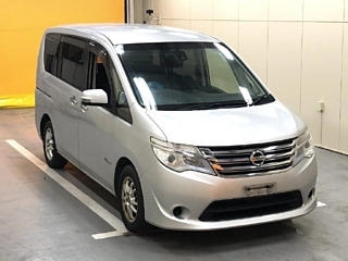 NISSAN SERENA 2015