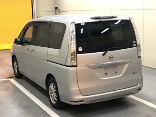 NISSAN SERENA 2015