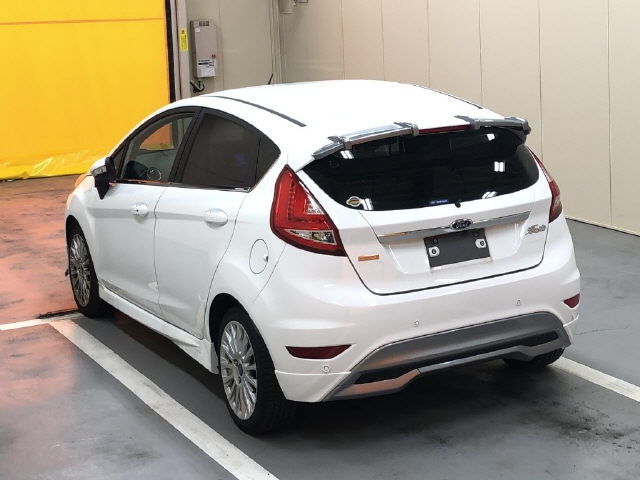 FORD FIESTA 2015