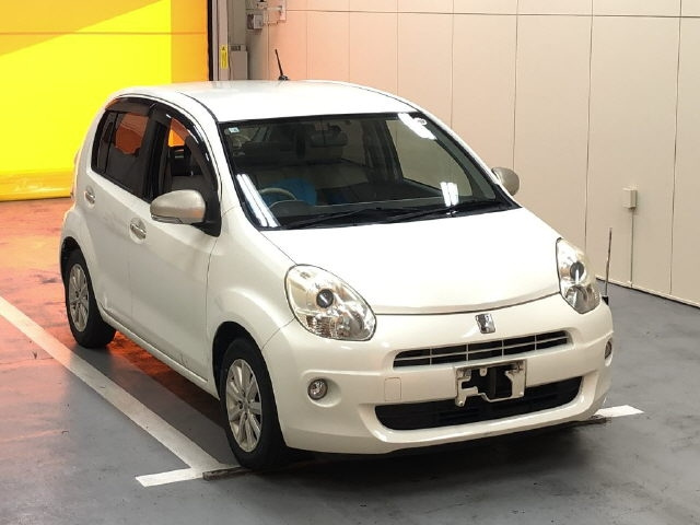 TOYOTA PASSO 2010