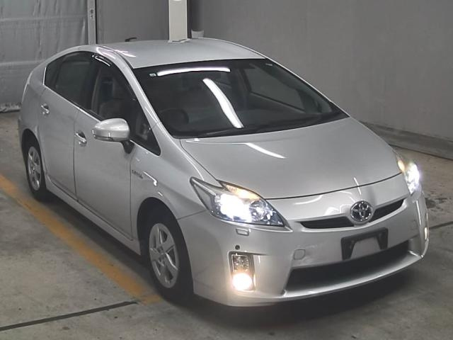 TOYOTA PRIUS 2011