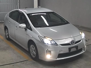 TOYOTA PRIUS 2011