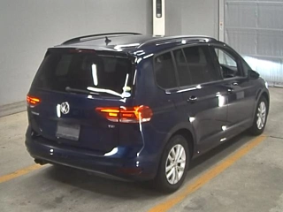 VOLKSWAGEN GOLF TOURAN 2017
