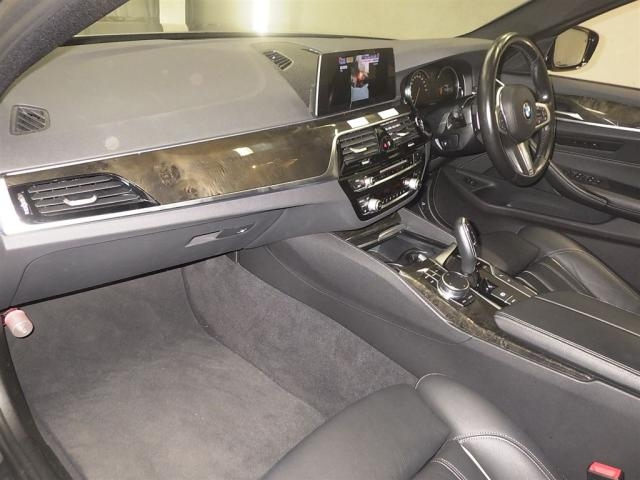BMW 5 SERIES 2018
