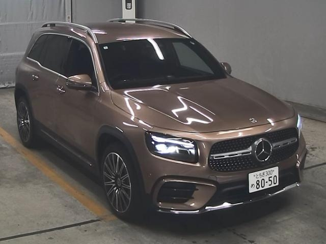 MERCEDES BENZ GLB 2024