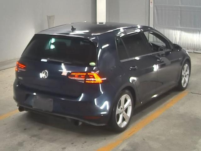 VOLKSWAGEN GOLF 2014