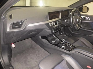 BMW 1 SERIES 2019