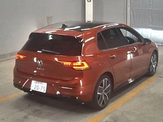 VOLKSWAGEN GOLF 2025