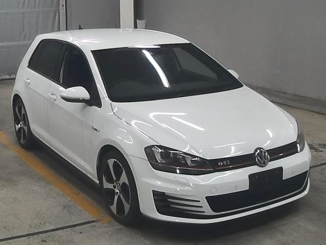 VOLKSWAGEN GOLF 2015