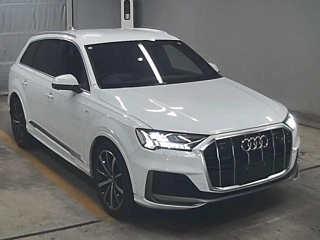 AUDI Q7 2020