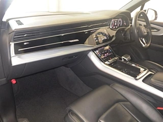 AUDI Q7 2020