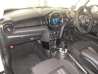 BMW MINI 2018