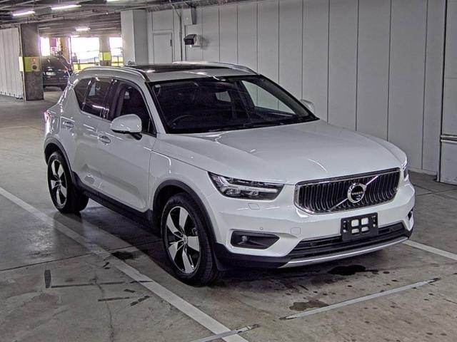 VOLVO XC40 2020