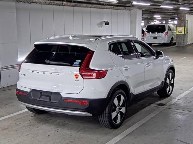 VOLVO XC40 2020